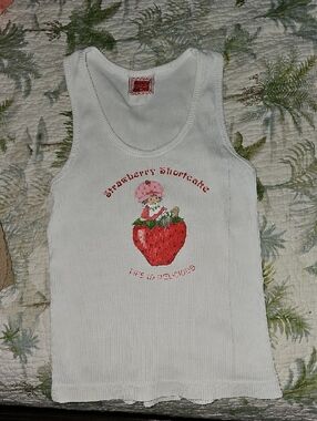 Y2k : Strawberry Shortcake White Ribbed Tank - M  Runs Small          *EUC*